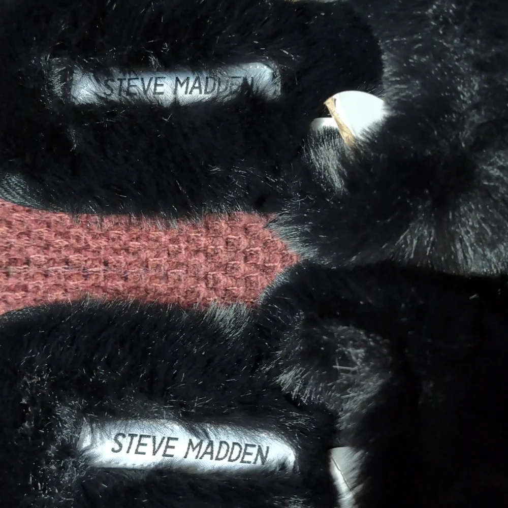 Steve Madden Dreamer Black faux fur Slippers, size large ( 11" long),NEW IN BOX - Picture 3 of 5